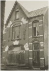 Zuiderstraat 45,  café van Beekhuizen. Fotograaf onbekend.